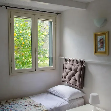 Uliveto Nonno Giacomo Tatil Evi Rosolini